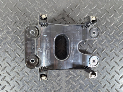 14-19 LAND ROVER L550 DISCOVERY SPORT CENTRE CONSOLE MOUNT BRACKET FK72048B38A