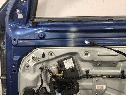 Volvo V50 MK2 FL (MW) Estate Front Right Complete Door in Brilliant Blue Pearl