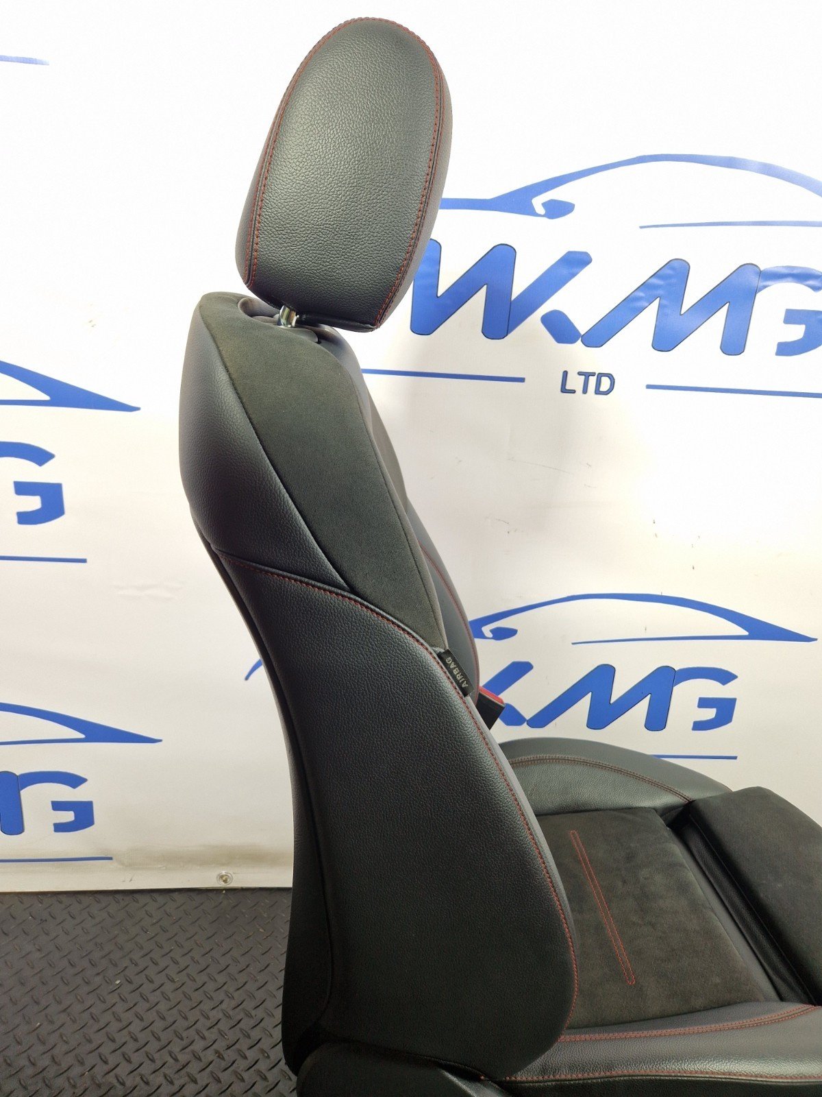 19-ON MERCEDES BENZ B CLASS W247 FRONT RIGHT O/S DRIVER HEATED HALF LEATHER SEAT