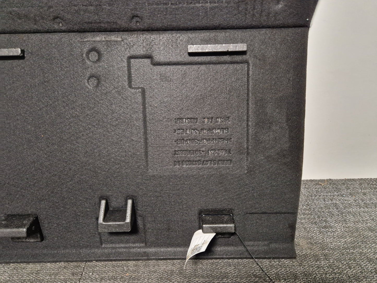 BMW 120i E87 Hatchback Genuine Rear Boot Floor Carpet Liner 54703014