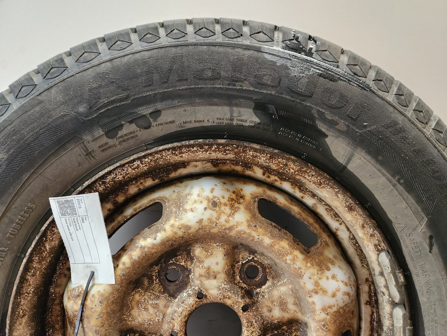 Ford Transit MK6 (V185) Cargo Van Steel Wheel with Tyre 215/75/16 ~6mm