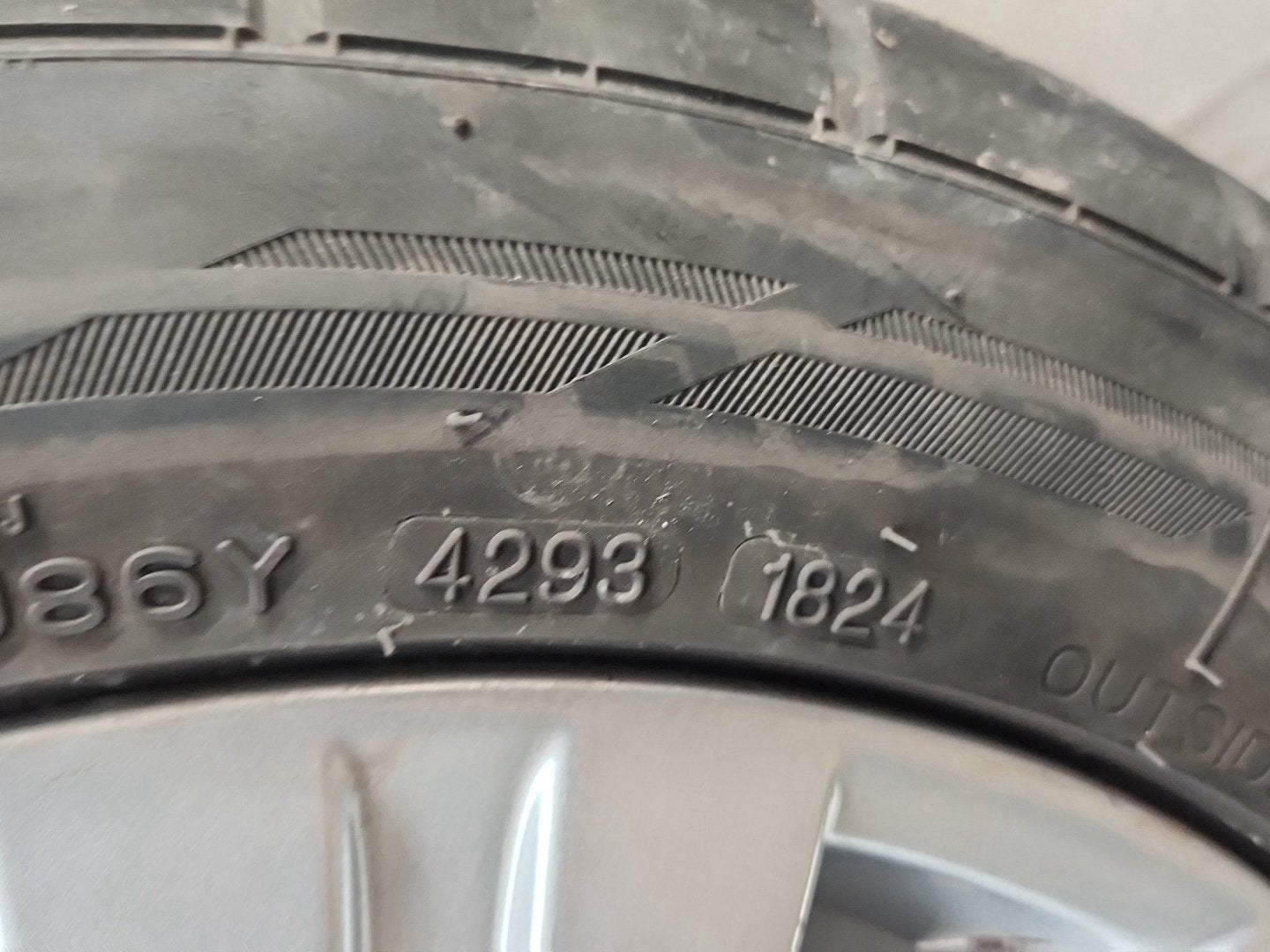 Citroen C3 Picasso MK1 FL (MY10) 16" Alloy Wheel with Tyre 195/55/16 ~5mm