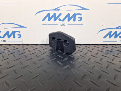 14-23 MERCEDES BENZ VITO W447 OEM TAILGATE WDGE BUTTON STOPPER A4477660162