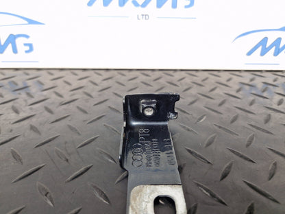 Audi A49 B9 Genuine Front Left N/S Passenger Wing Bracket 8W0821433B