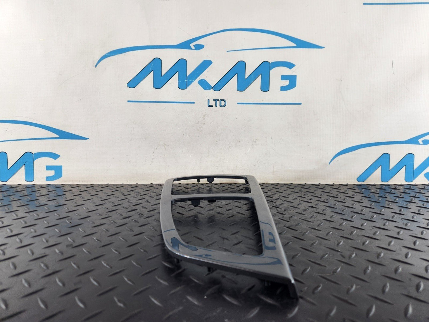 16-20 AUDI Q7 4M CENTRE CONSOLE SURROUND TRIM PANEL 4M2863321