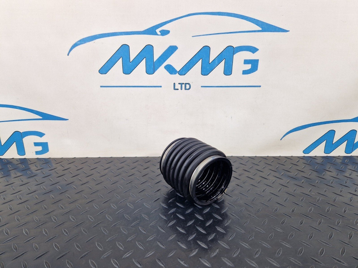 12-18 BMW 3 SERIES F30 F31 LCI AIR INTAKE RESONATOR CONNECTION PIPE NORMA 65-85