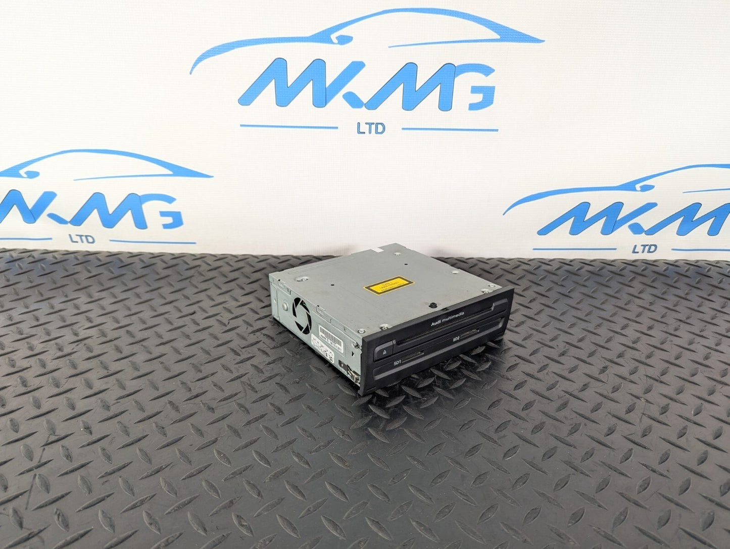 Audi A8 4H Genuine Harman/Becker Radio Stereo Multimedia Head Unit 4H0035666F