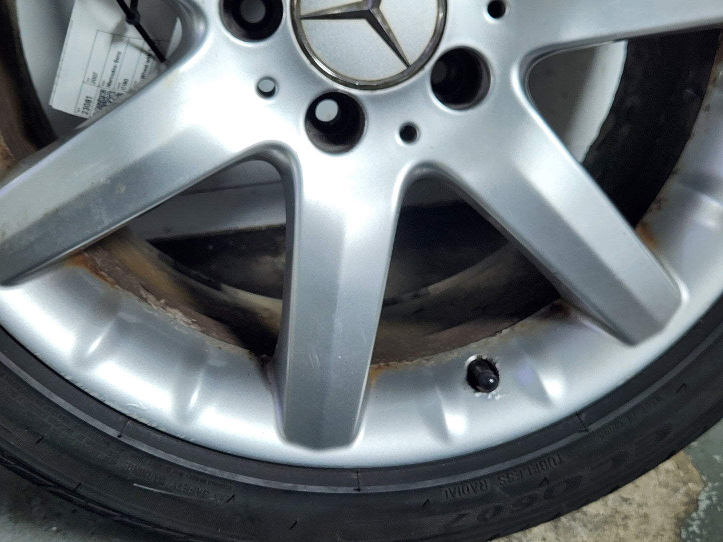 Mercedes C-Class W203 (FL) 17" Alloy Wheel with Tyre 245/40/17 ~7mm A2034012402