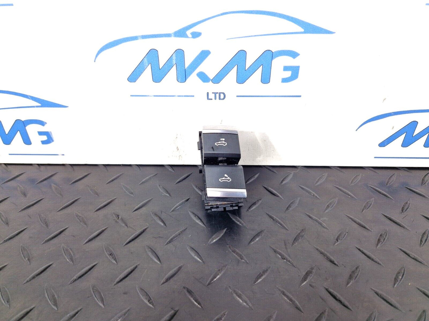 16-24 AUDI A5 F5 GENUINE CONVERTIBLE ROOF SWITCH BUTTON 8W7959727A