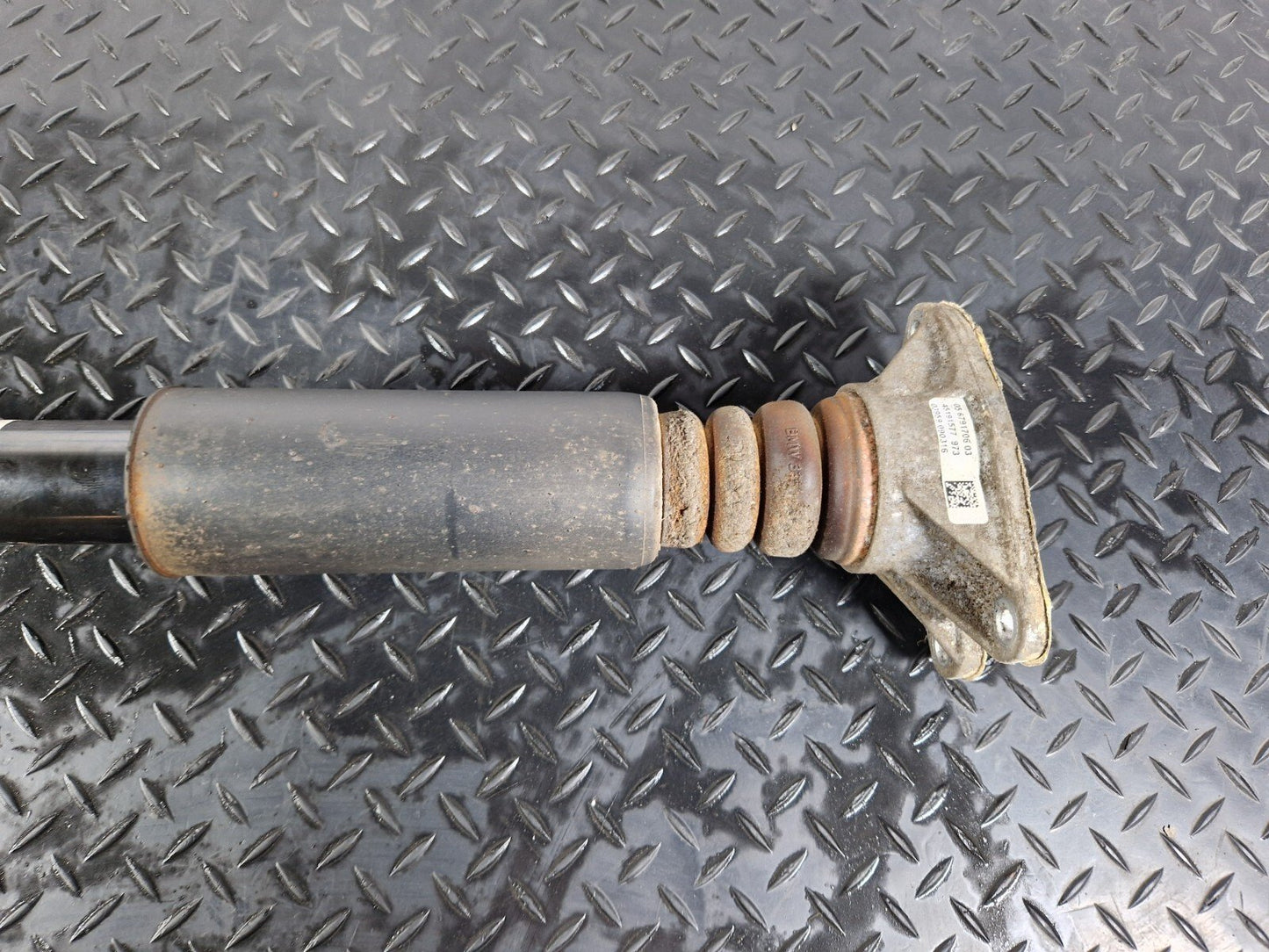 14-21 BMW 2 SERIES F45 F46 GENUINE REAR SHOCK ABSORBER FITS BOTH SIDES 6857465