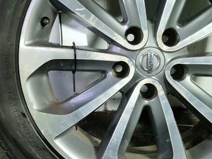 Nissan Qashqai+2 MK1 FL (J10) 18" Alloy Wheel with Tyre 215/55/18 ~4mm