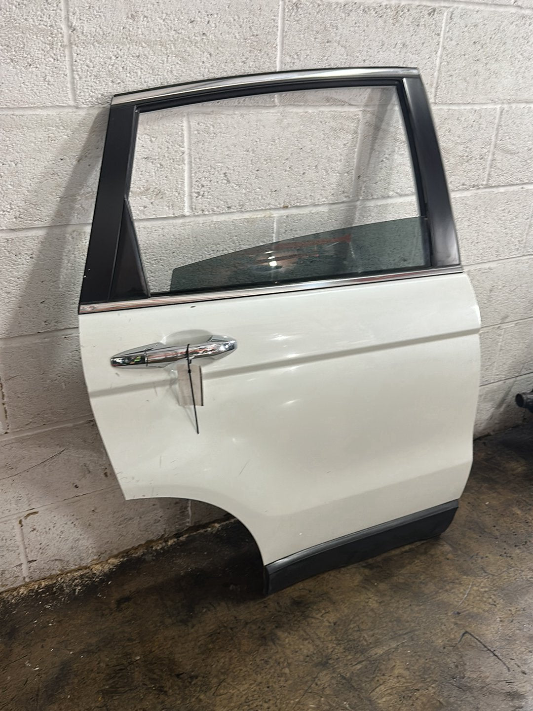 Honda CR-V MK3 FL (RE58) SUV Rear Right O/S Driver Complete Door in White
