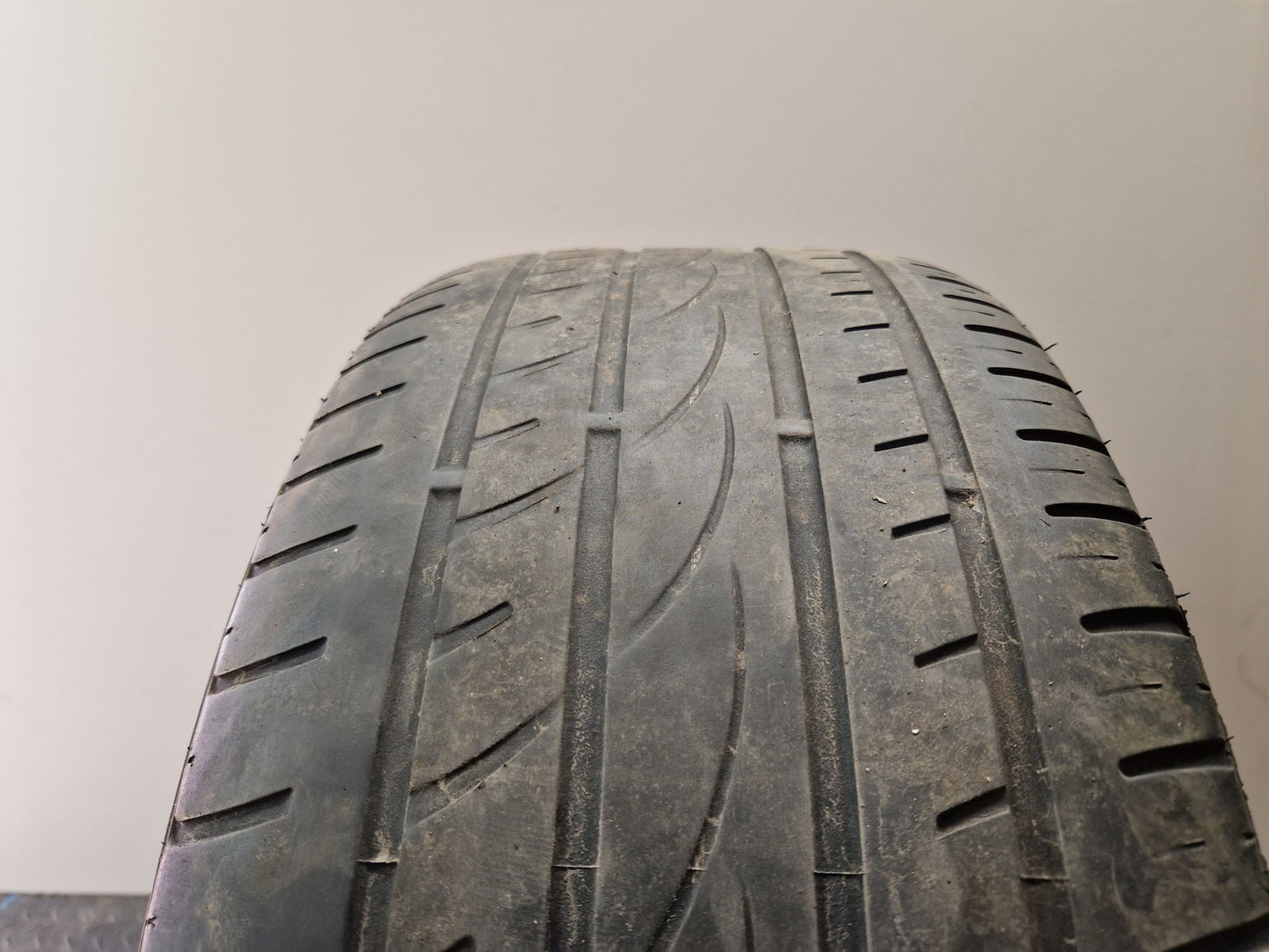 BMW 3 Series F30 F31 18" Alloy Wheel with Tyre 255/40/18 7845881