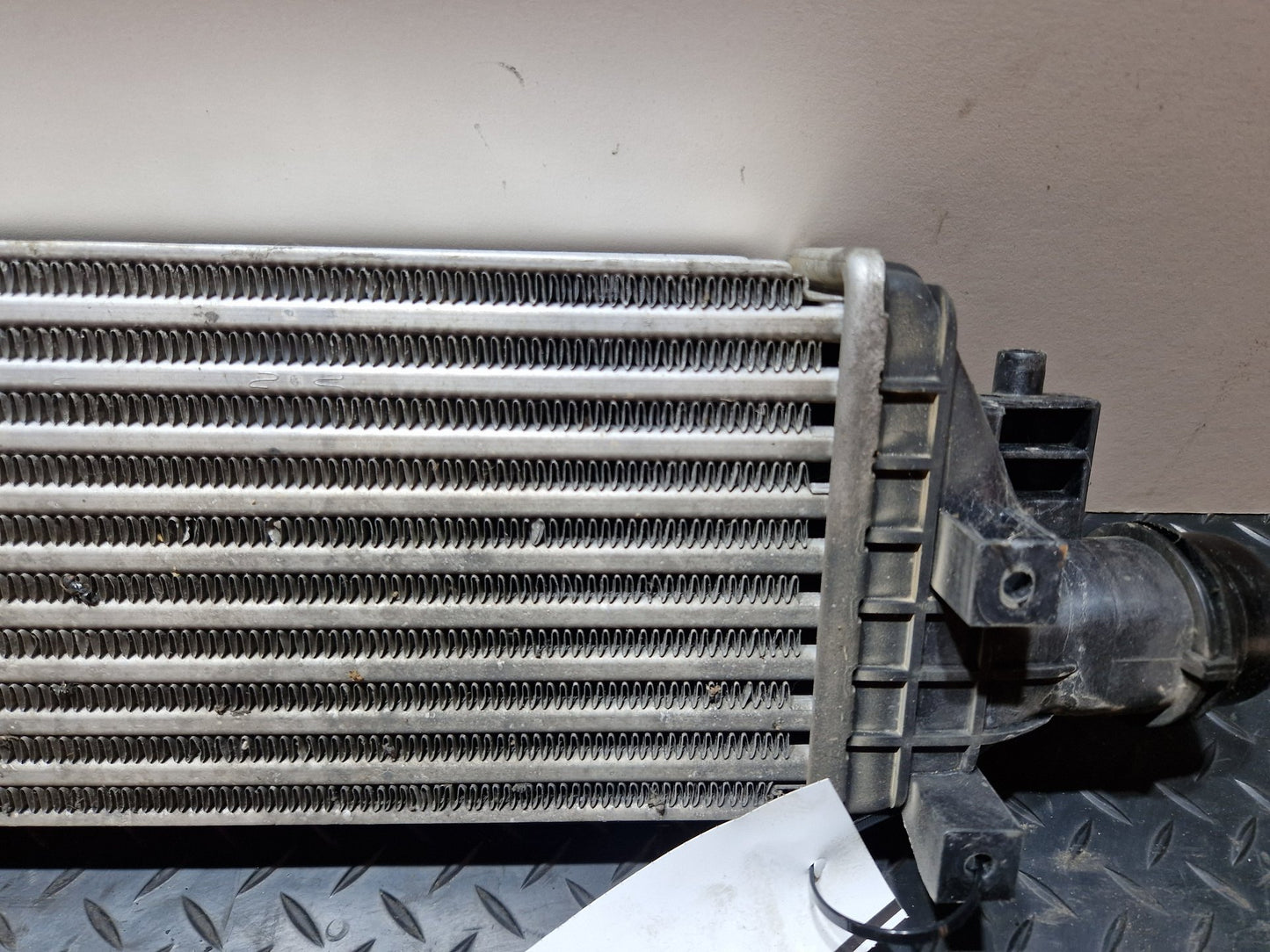 Vauxhall Mokka MK1 (G1U0) SUV 1.6L Diesel Genuine Radiator Intercooler