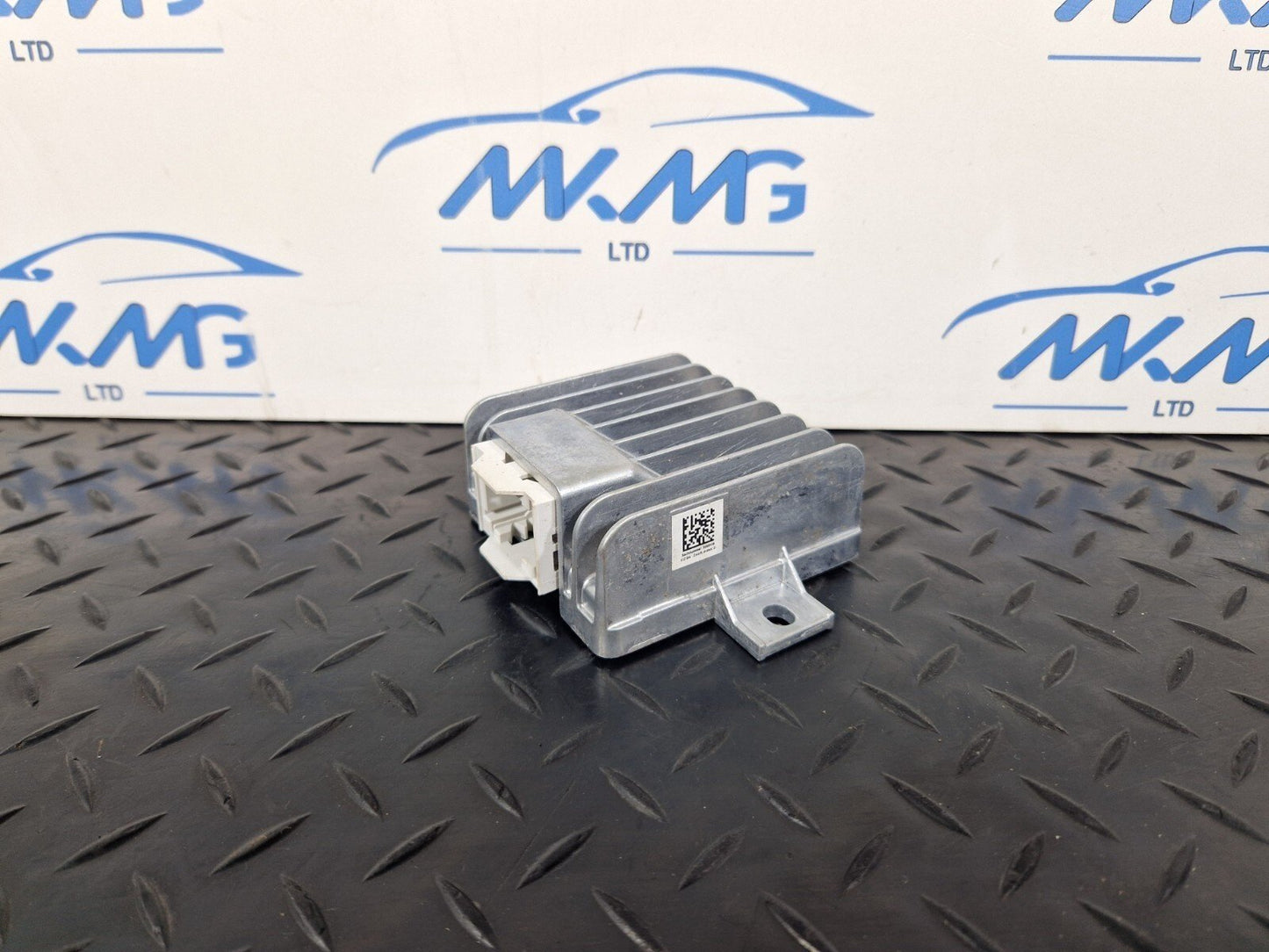 HARMAN Unknown Part Type A2139005932