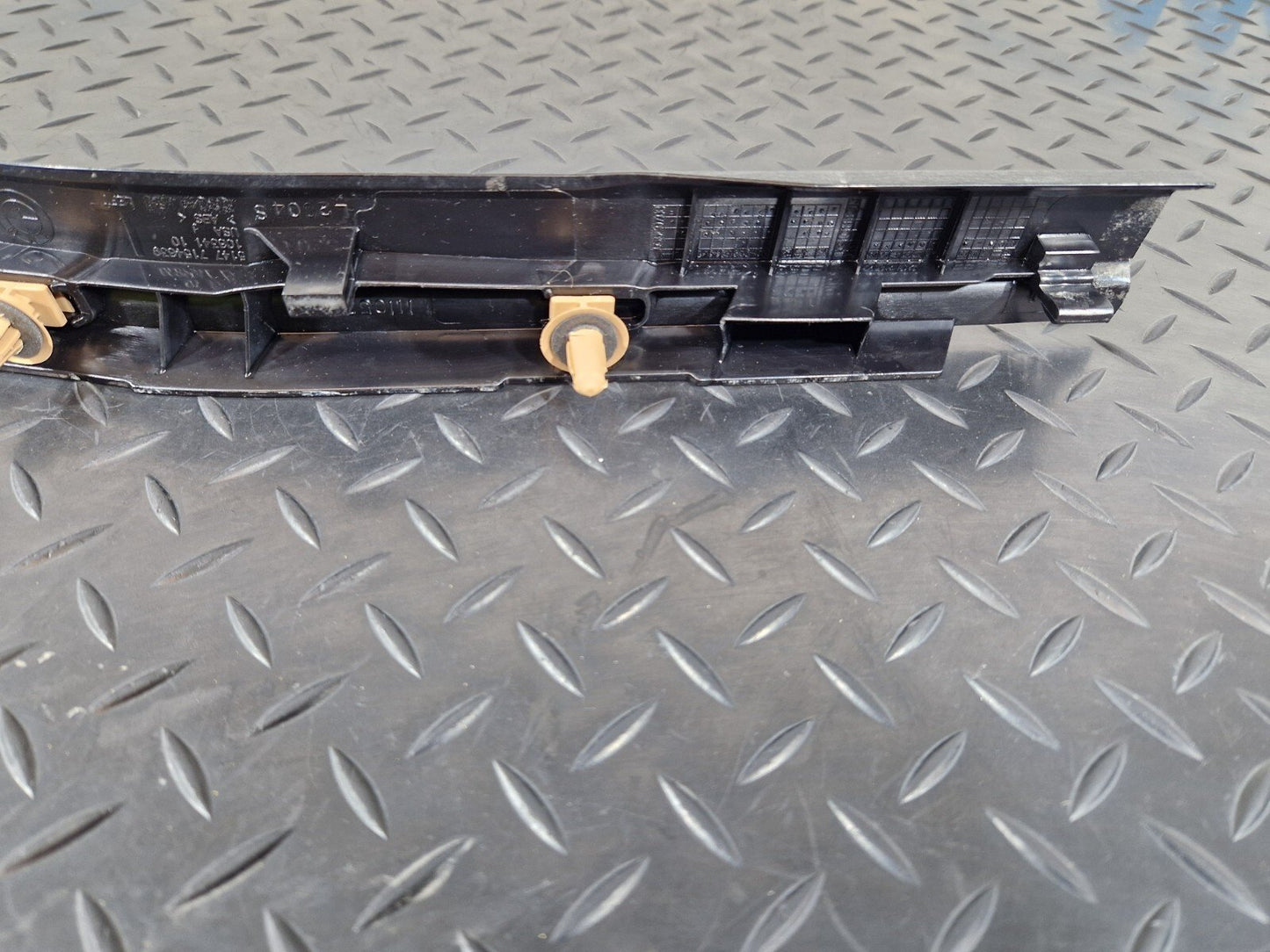10-13 BMW X5 E70 LCI REAR LEFT N/S ENTRY TRIM 7154839