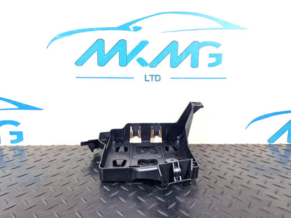 16-19 AUDI A4 B9 S-LINE GENUINE COMFORT CONTROL MODULE BRACKET HOLDER 8W0907368