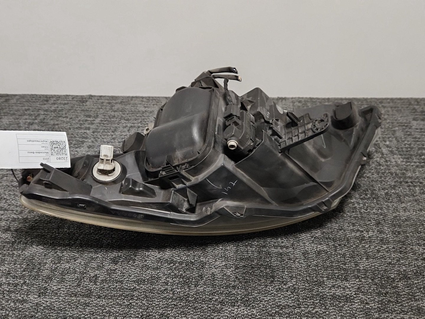 Mercedes-Benz Citan W415 Cargo Van Genuine Front Right Headlight A4158200959