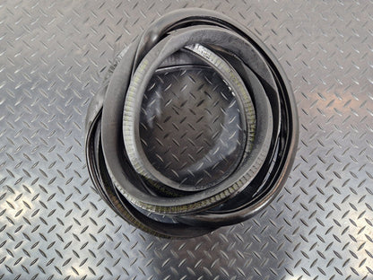 14-21 MERCEDES BENZ C200 W205 FRONT DOOR LEFT SIDE RUBBER SEAL A2056970051