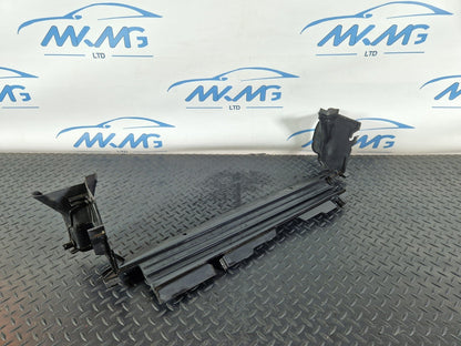 14-21 MERCEDES BENZ W205 GENUINE RADIATOR AID GUIDE TRIM PANEL A2055050330