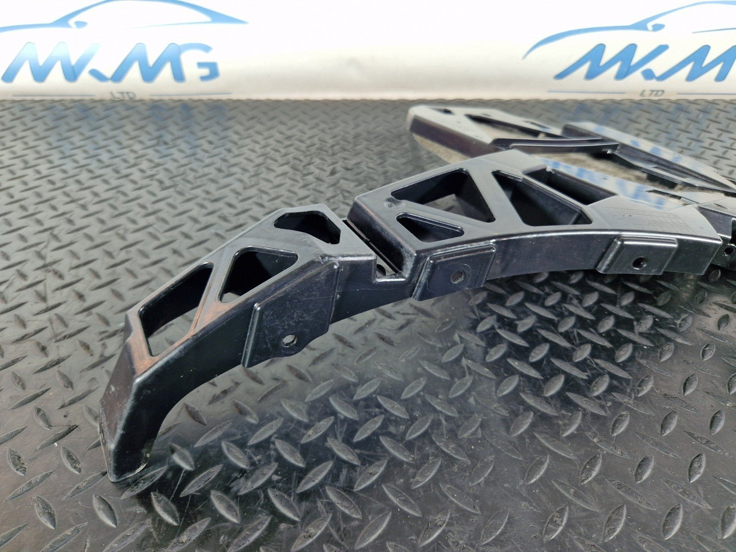 11-19 MERCEDES BENZ ML W166 OEM REAR RIGHT BUMPER SUPPORT BRACKET A1668851221