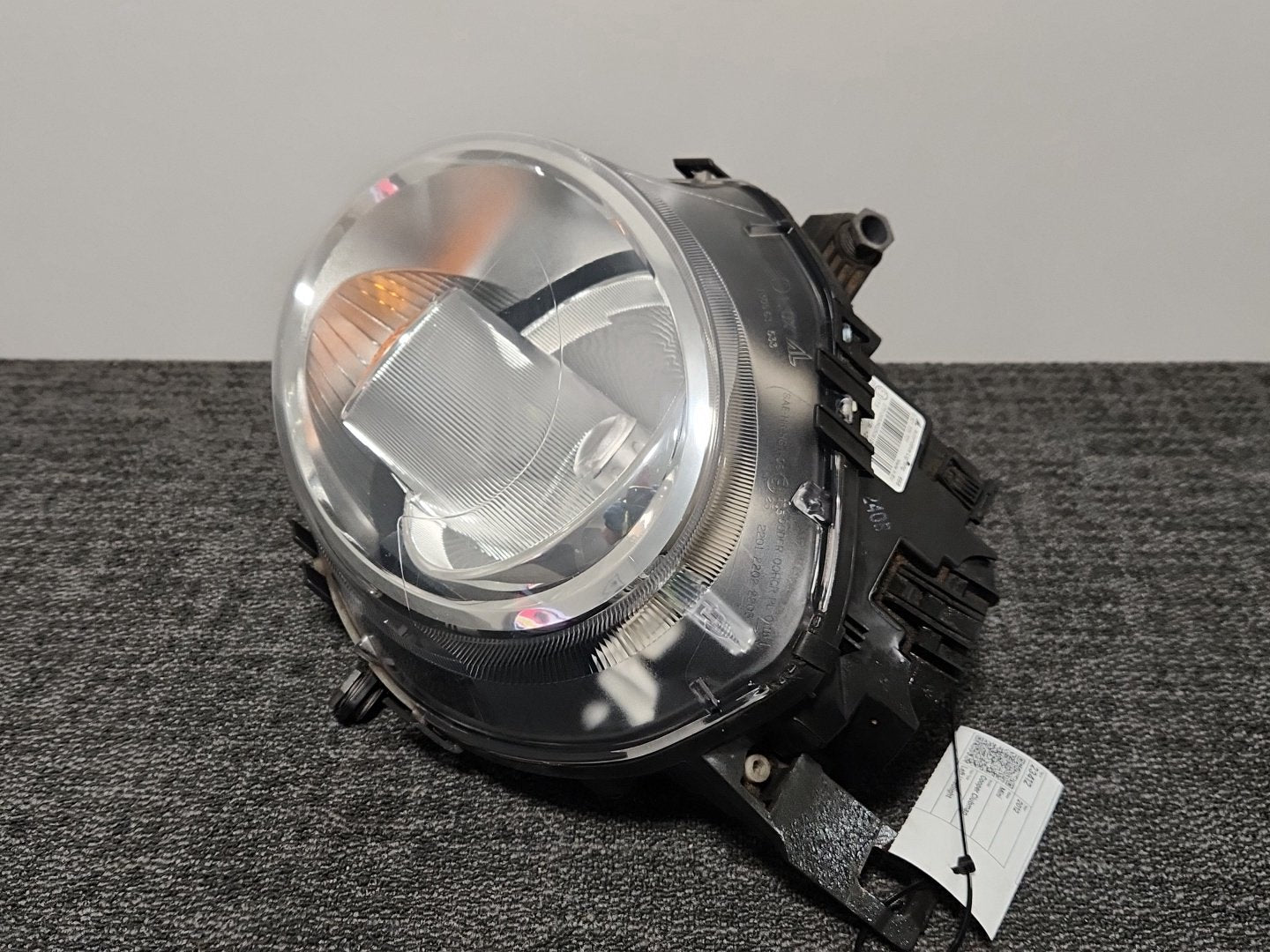 2012 Mini Cooper Clubman R55 - Left Headlight