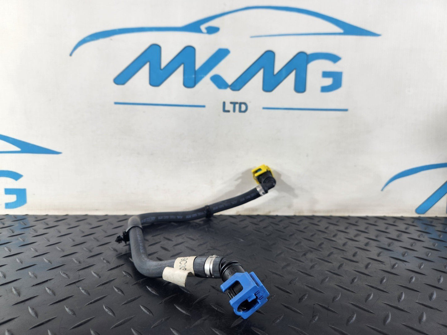19-ON RANGE ROVER EVOQUE L551 2.0 DIESEL FUEL HOSE PIPE LINE M8D29C330AA