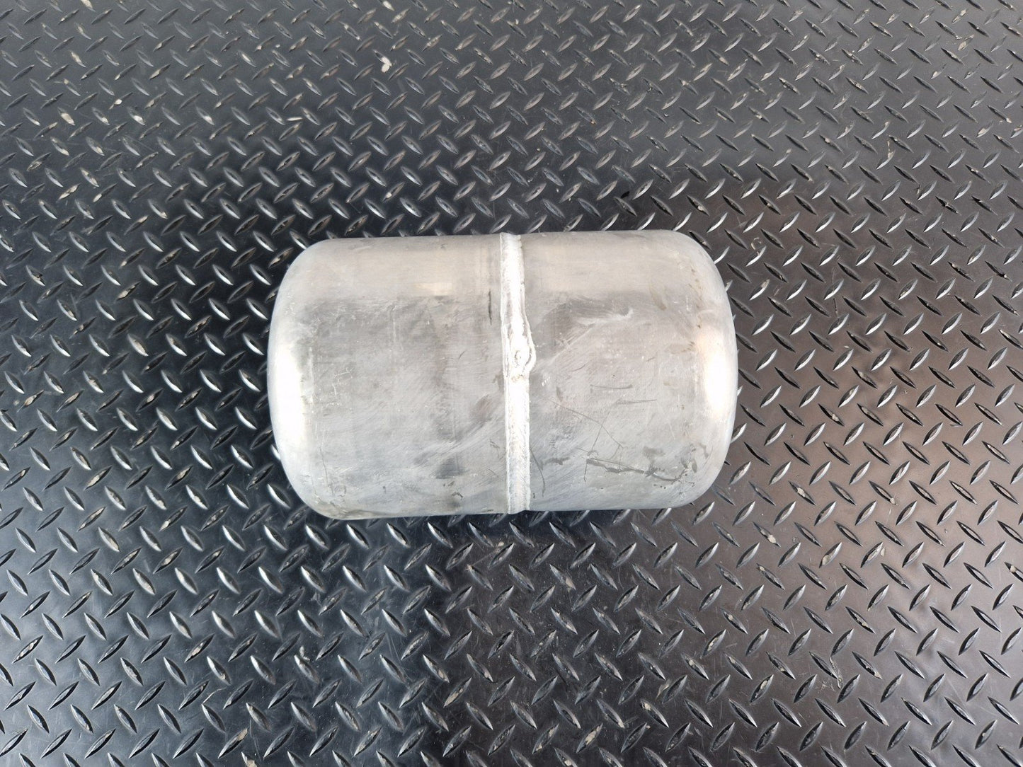 16-19 MERCEDES BENZ GLE W166 GENUINE AIR PRESSURE RESERVOIR A1663200415