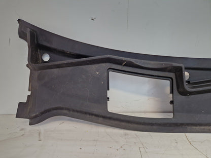16-20 AUDI Q7 4M GENUINE OEM FRONT WINDSHEILD SCUTTLE PANEL WIPER TRIM 4M2819403