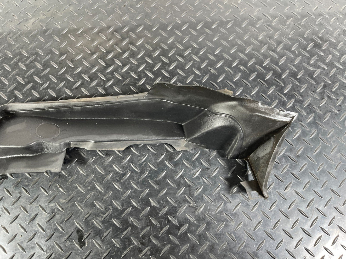 16-23 AUDI A5 F5 SPORTBACK Front Left Wing Fender Top Plastic Cover 8W6821169C