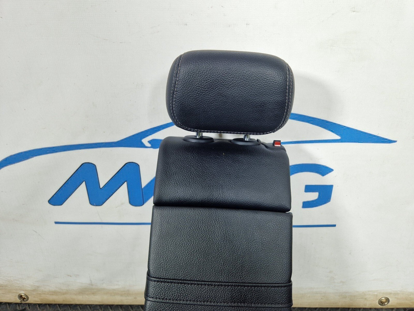 14-21 MERCEDES BENZ C CLASS W205 REAR BLACK LEATHER SEAT BACKREST & ARMREST