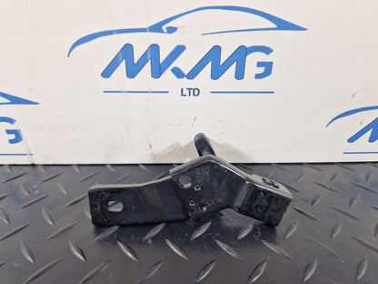 12-18 AUDI A6 C7 REAR LEFT N/S BOOT PARTITION BRACKET MOUNT 4G9863583