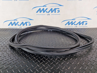 19-ON MERCEDES B CLASS W247 FRONT DOOR RUBBER SEAL FITS LEFT & RIGHT A2476920300