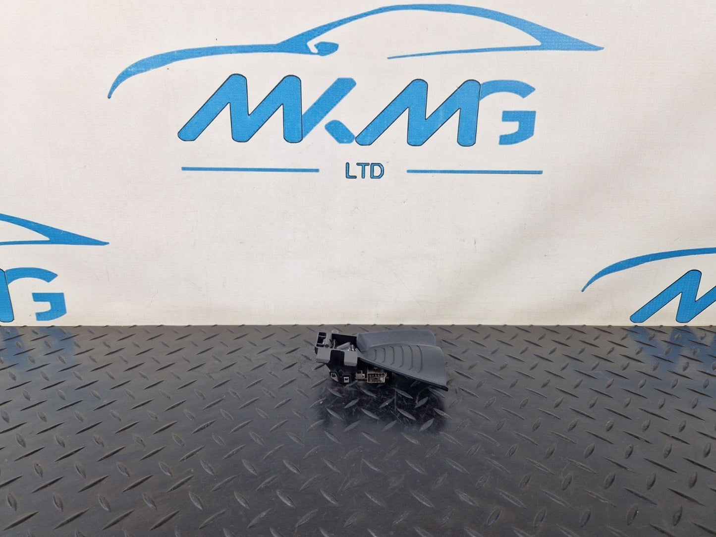 BMW Unknown Part Type 9370431