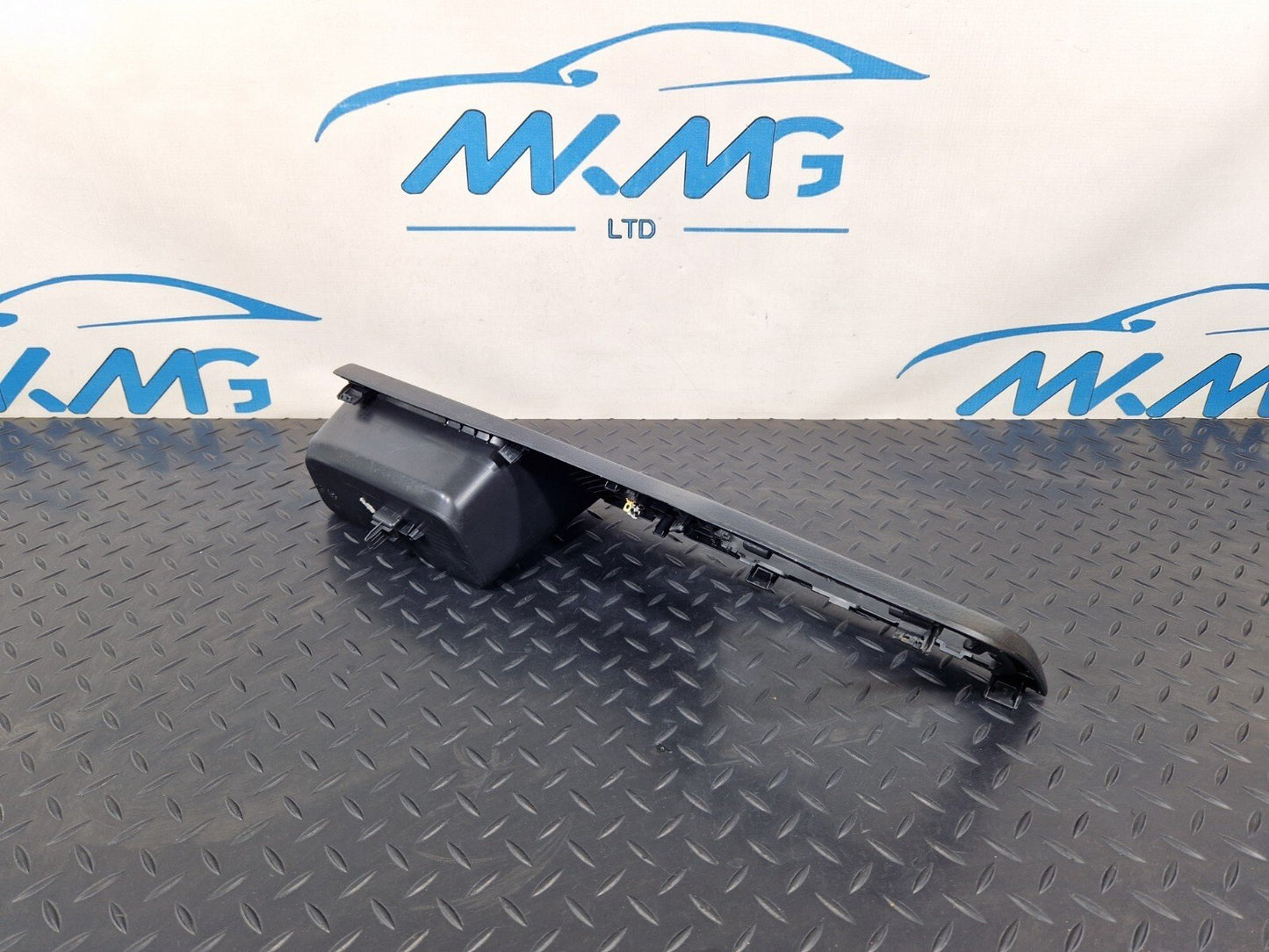 18-ON MERCEDES SPRINTER W907 W910 GEAR SHIFT SURROUNDING TRIM A9106833500