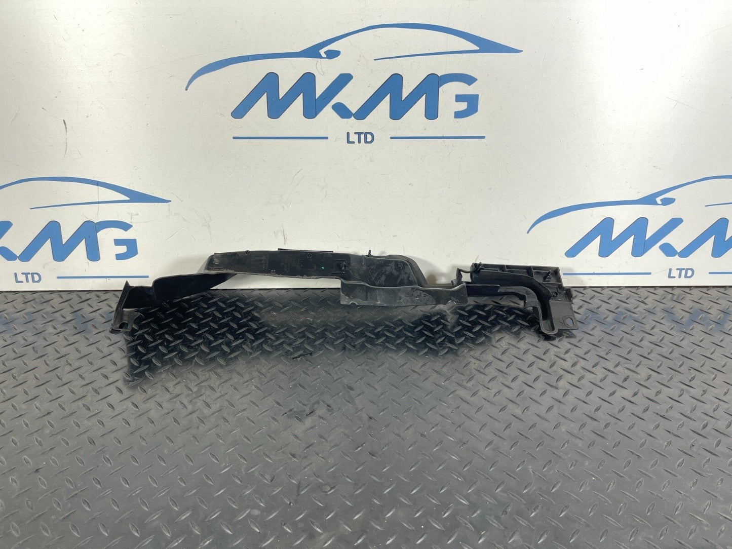 16-23 AUDI A5 F5 SPORTBACK Front Left Wing Fender Top Plastic Cover 8W6821169C
