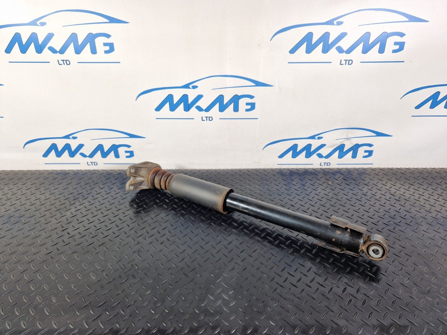 14-21 BMW 2 SERIES F45 F46 GENUINE REAR SHOCK ABSORBER FITS BOTH SIDES 6857465