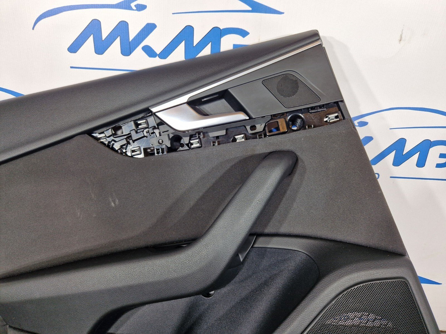16-19AUDIA4 B9 ESTATE GENUINE REAR LEFT PASSENGER SIDE DOOR CARD PANEL 8W0867487