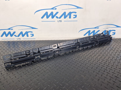 11-18 BMW 6 SERIES F06 SIDESKIRT BRACKET FRONT DRIVER RIGHT SIDE 7276348