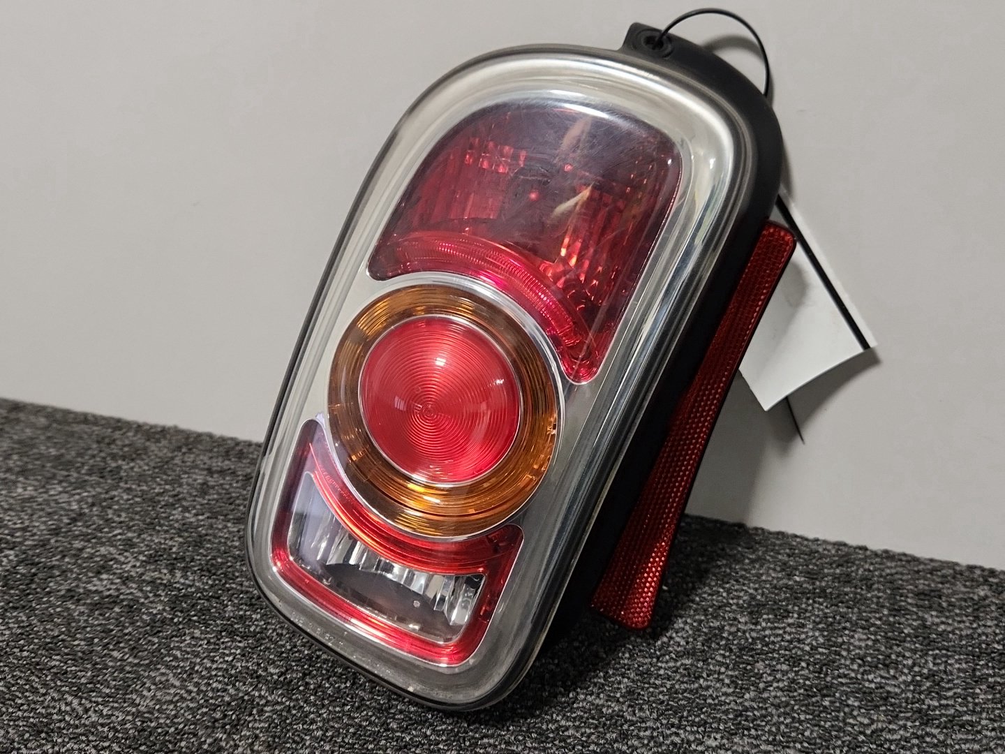 2012 Mini Cooper Clubman R55 - Rear Left Outer Light