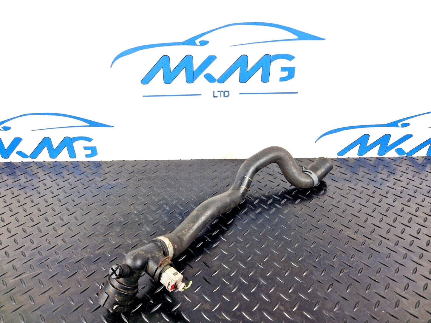 16-19 AUDI A4 B9 AVANT GENUINE 1.4 TFSI WATER COOLANT PIPE HOSE 8W0122055P