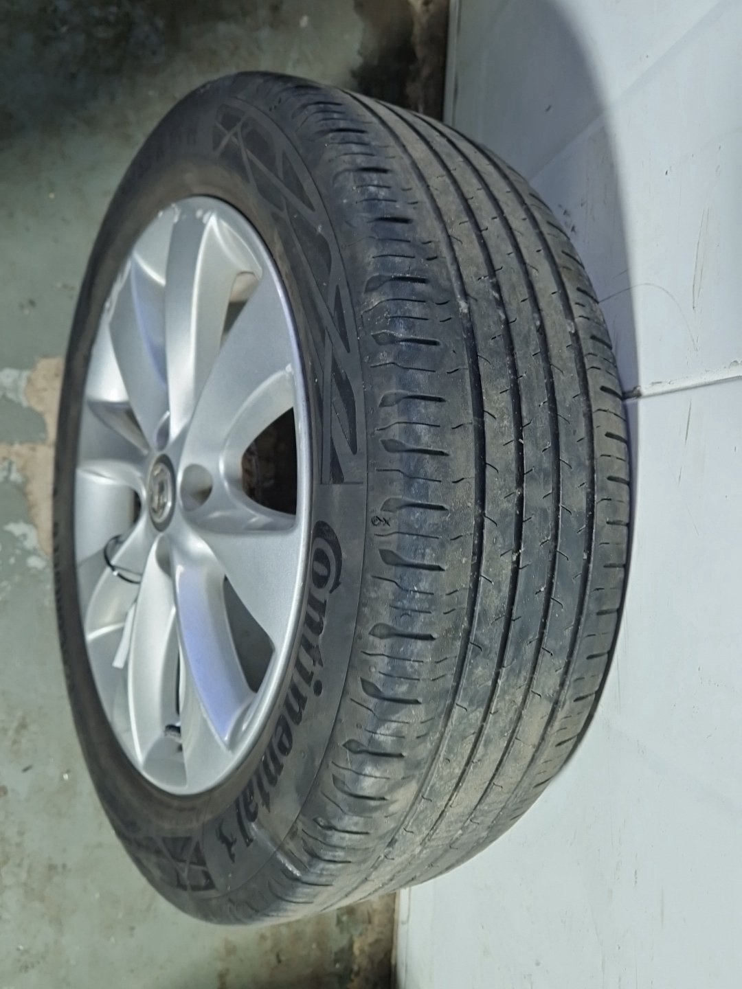 Vauxhall Corsa MK4 (E) (4500) 16" Alloy Wheel with Tyre 195/55/16 ~2mm 13374019