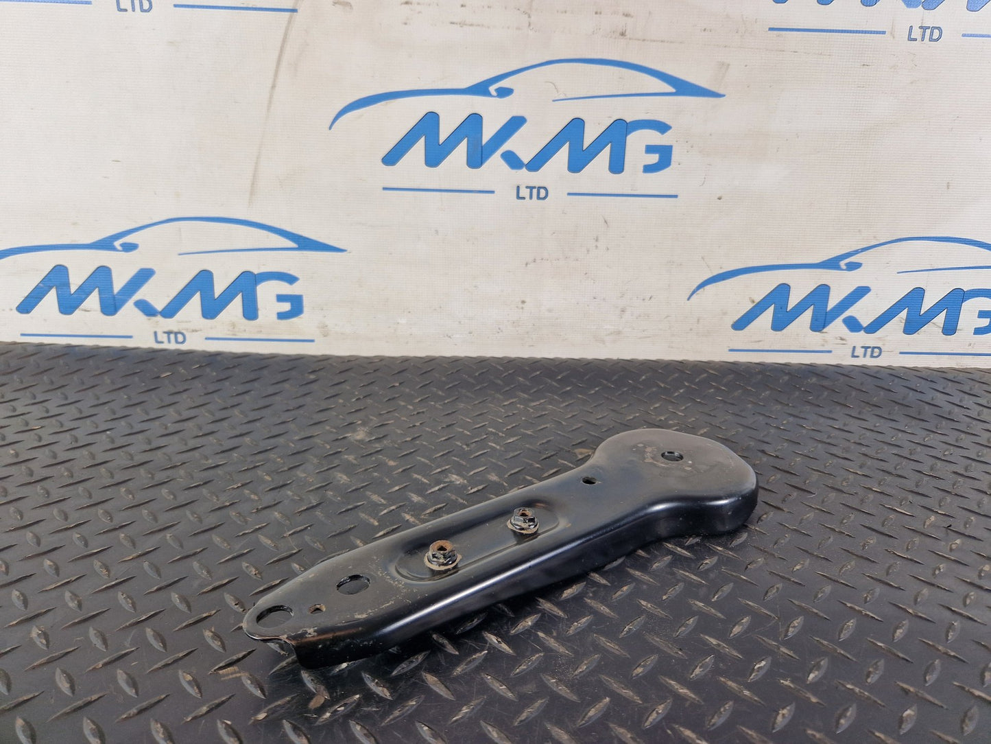 Land Rover Range Rover Evoque L551 SUSPENSION MOUNT BRACKET K8D25A364AB