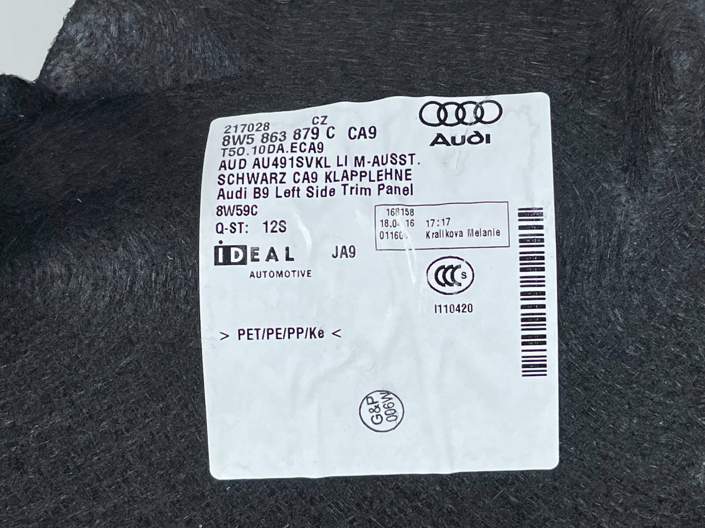 16-19 AUDI A4 B9 SALOON GENUINE PASSENGER SIDE BOOT TRIM COVER 8W5863879C