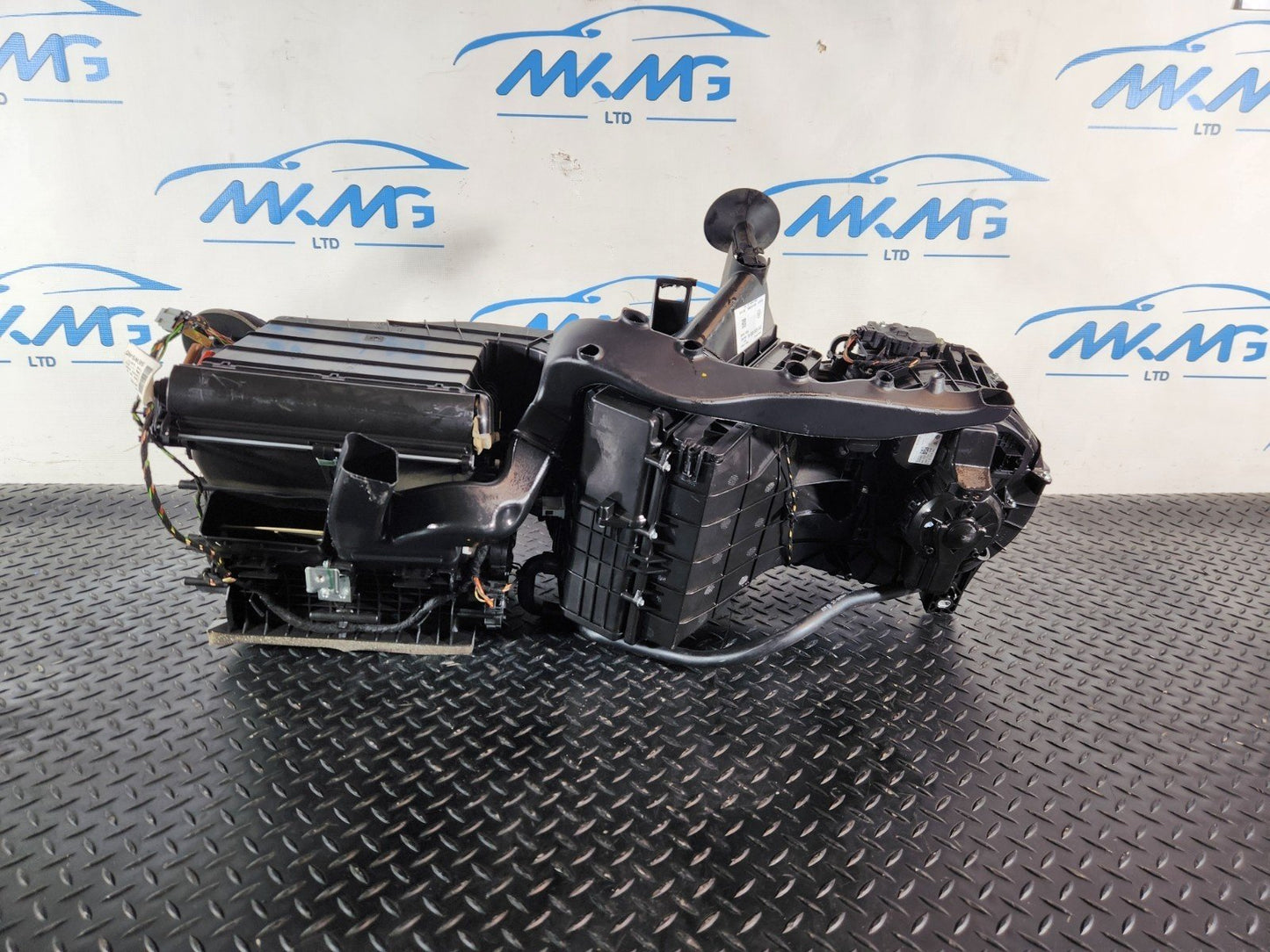 10-18 VW TOUAREG 7P GENUINE HEATER MATRIX BOX 7P2820005K 7P0820679A 7P0963235