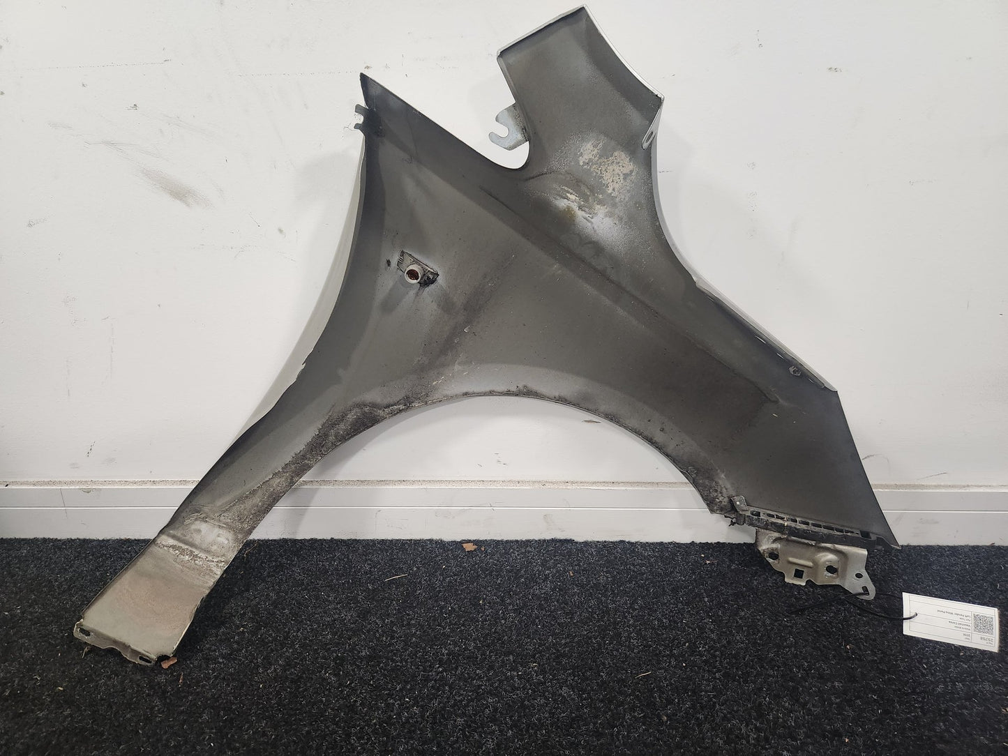 Vauxhall Corsa MK4 Hatchback Front Left Wing Fender Panel in Switchblade Silver