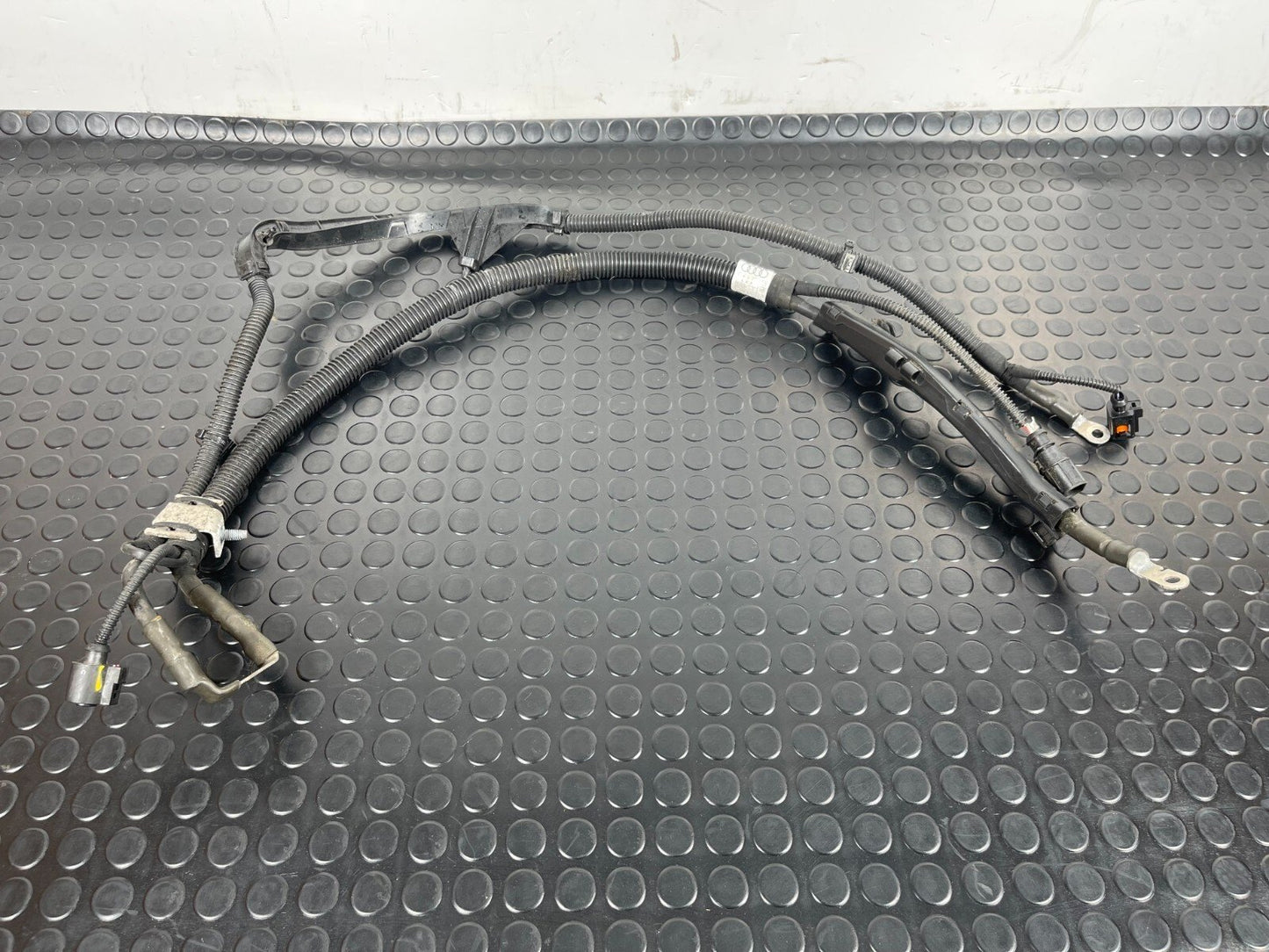 16-19 AUDI A4 B9 ESTATE GENUINE ALTERNATOR POSITIVE WIRE CABLE 8W0971228AA