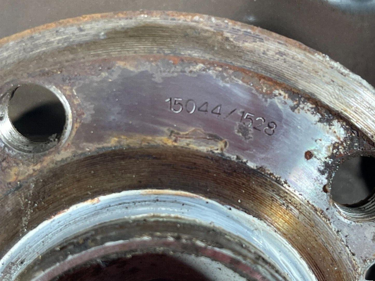 12-18 MERCEDES A B CLA W176 W246 C117 REAR LEFT PASSENGER SIDE WHEEL HUB 2460306