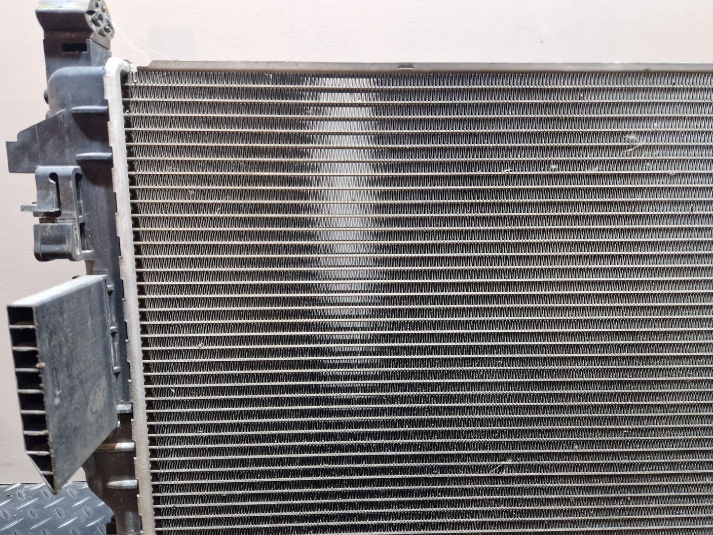 Vauxhall Astra 1.6L Petrol 85.0kw A16XER Genuine Water Coolant Radiator 13281773