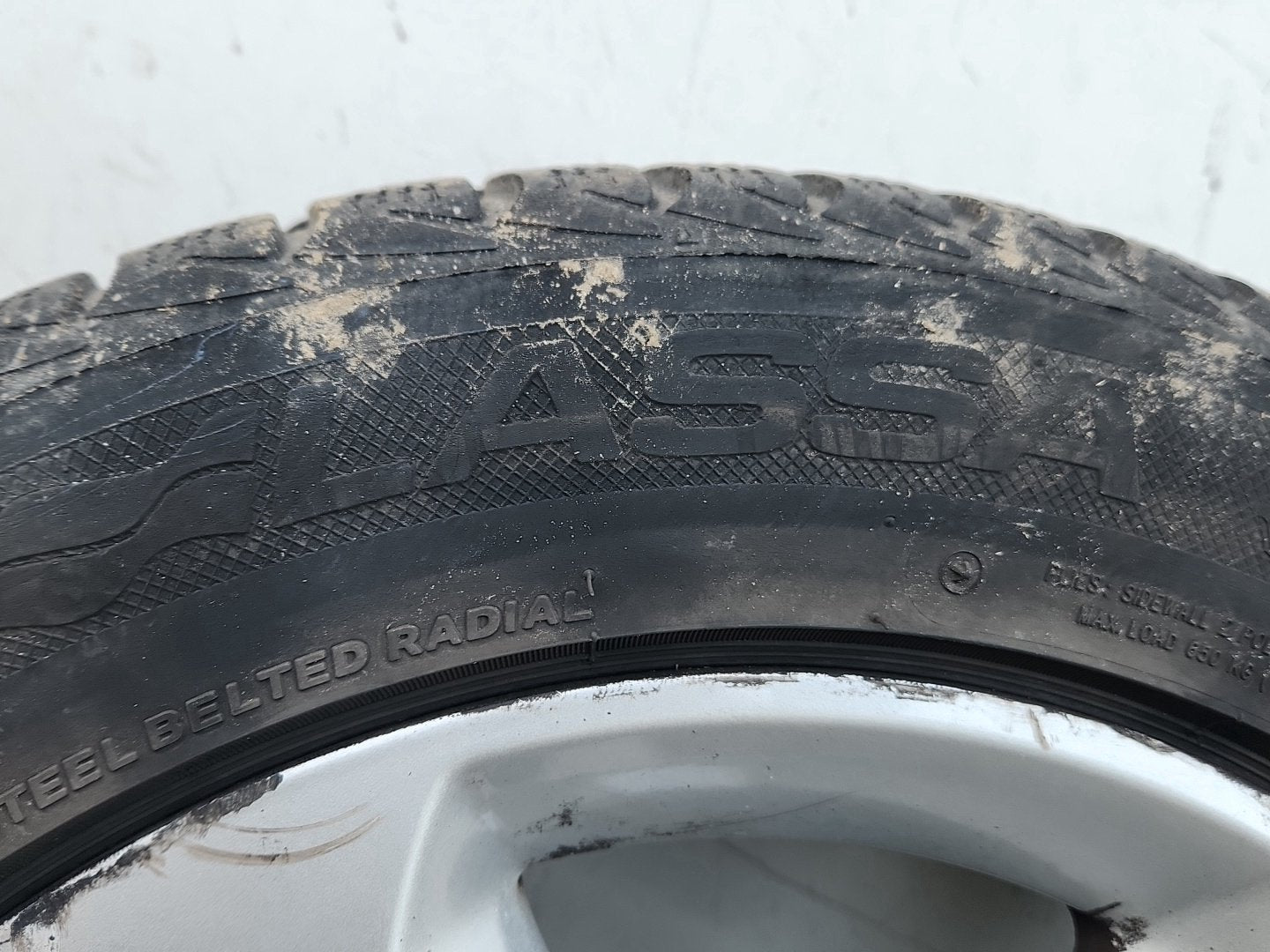 2008 Peugeot Partner MK2 (PH1) (B9) 16" Alloy Wheel with Tyre 215/55/16 ~4mm